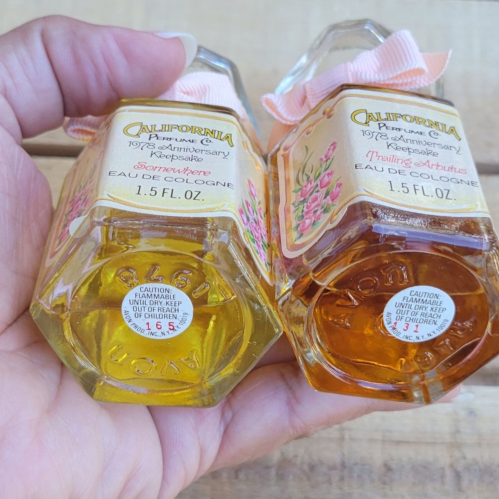Avon California Perfume Co. 1978 Anniversary: Trailing Arbustus & Somewhere - Picture 16 of 16